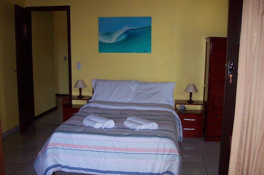 Hospedaria Ondas Do Rosa Praia do Rosa Exterior photo